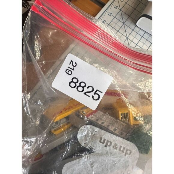 Playmobil SHELL GAS STATION vintage playset pieces and accessories 3014  219 882 - Picture 2 of 2